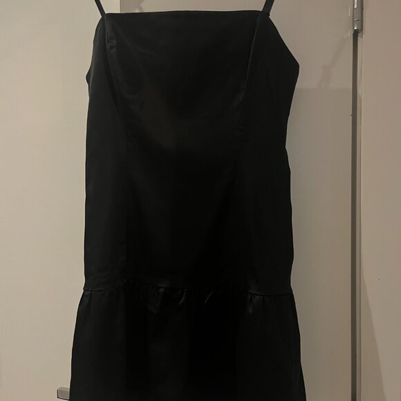 Aritzia Sunday Best Drop Waist Bubble Hem Black Satin Mini Dress Size Small - Picture 8 of 12